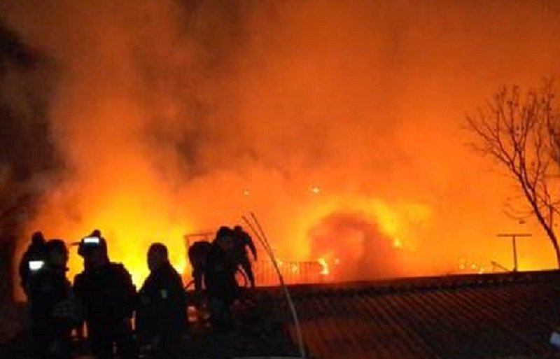 Ardió Casa Huachicolera en El Dendho, Municipio de  Atitaliquia