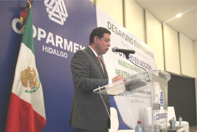 Empresarios Mexicanos Destinan 506 Horas al Cumplimiento de Trámites Cada Año