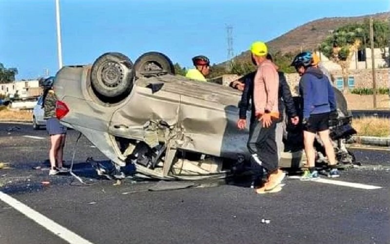 Un percance vial se suscitó este domingo en la carretera Pachuca – Ciudad Sahagún, a la altura de Tlanalapa