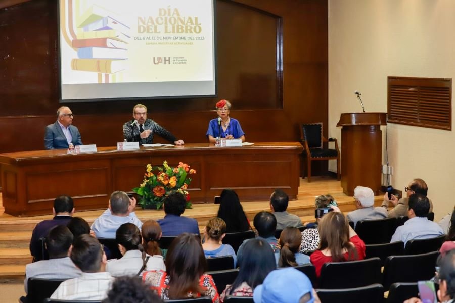 UAEH celebra Día Nacional del Libro